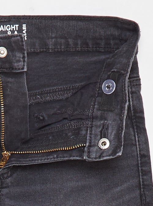 Pantaloni in jeans taglio dritto - Taglio più aderente - Kiabi