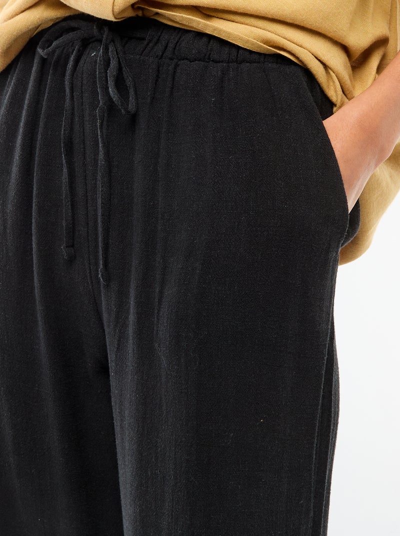 Pantaloni in lino con 2 tasche Nero - Kiabi