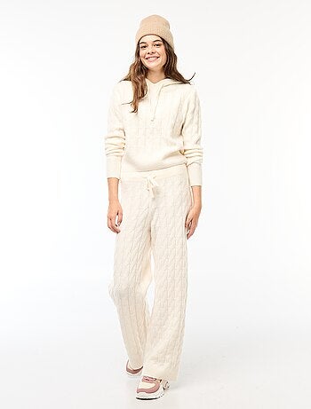 Pantaloni in maglia a trecce