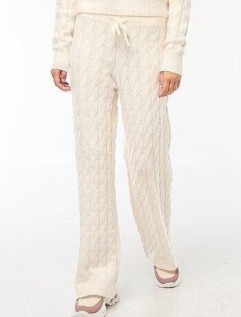 Pantaloni in maglia a trecce