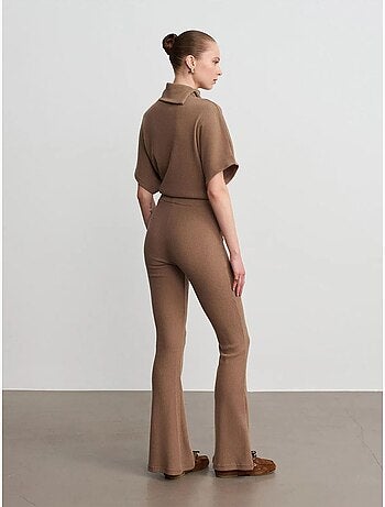 Pantaloni in maglia a zampa a vita alta