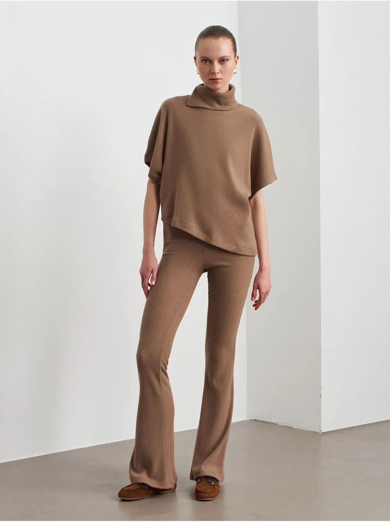 Pantaloni in maglia a zampa a vita alta Cammello - Kiabi