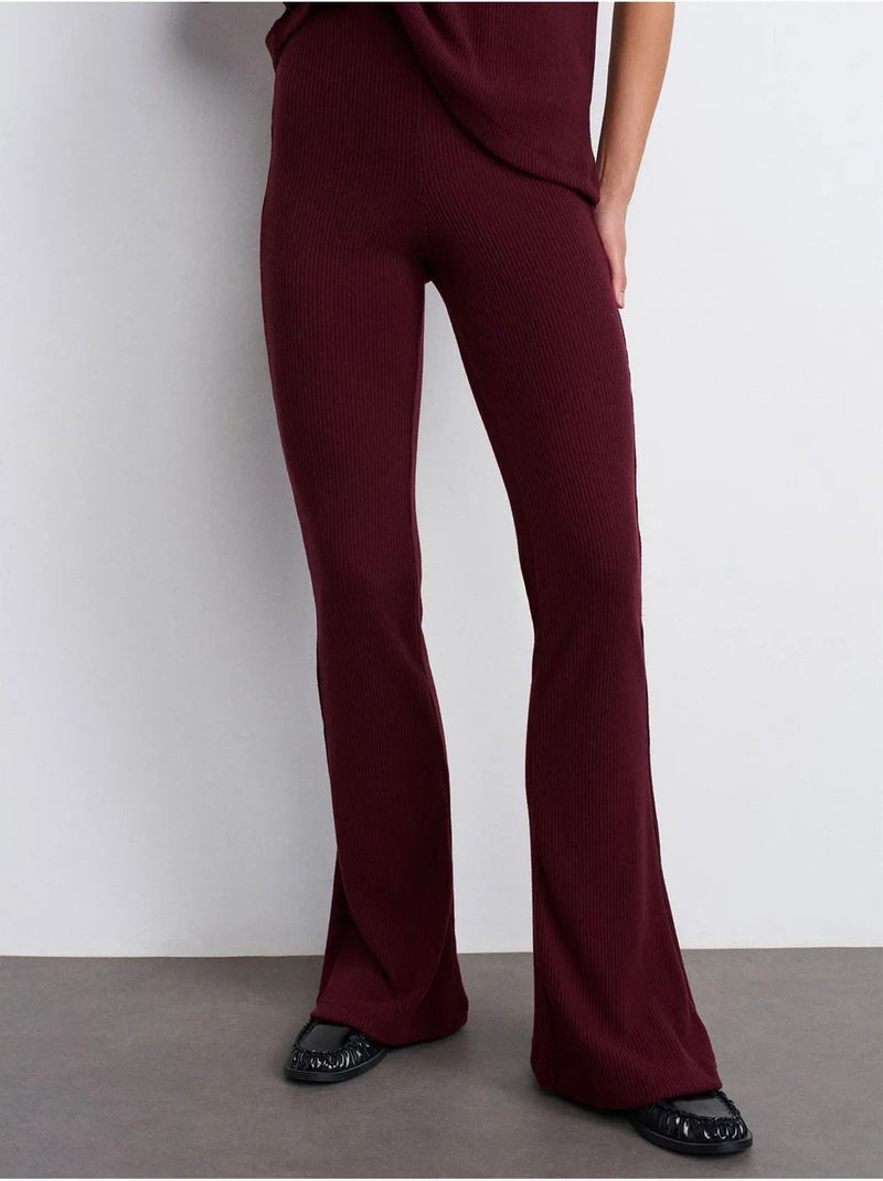 Pantaloni in maglia a zampa a vita alta Rosso bordeaux - Kiabi
