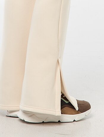 Pantaloni in maglia pesante e morbida taglio bootcut