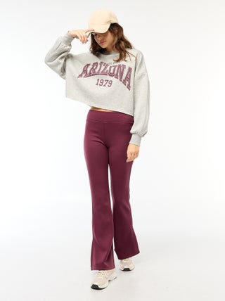 Pantaloni in maglia pesante e morbida taglio bootcut