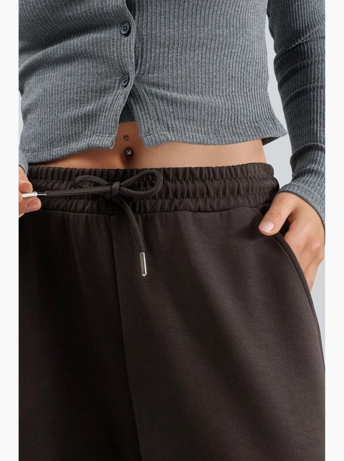 Pantaloni in modal a vita media e gamba ampia busem - Kiabi Pantaloni in modal a vita media e gamba ampia busem - Kiabi