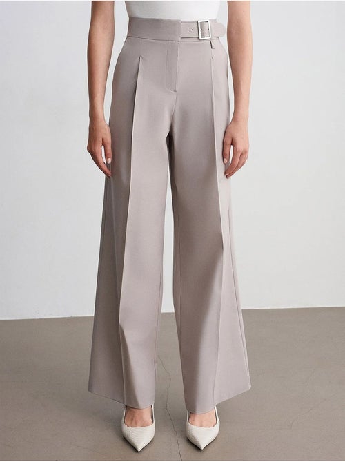 Pantaloni in tessuto a gamba ampia con cintura dilvin - Kiabi Pantaloni in tessuto a gamba ampia con cintura dilvin - Kiabi