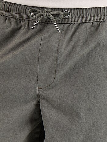 Pantaloni in tessuto effetto pelle di pesca