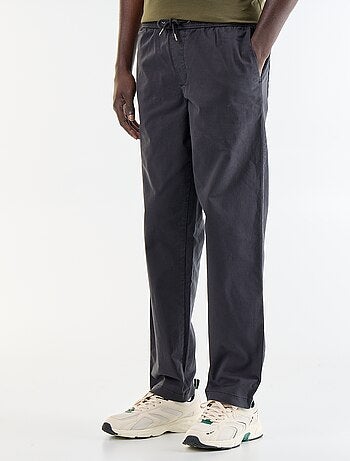 Pantaloni in tessuto effetto pelle di pesca