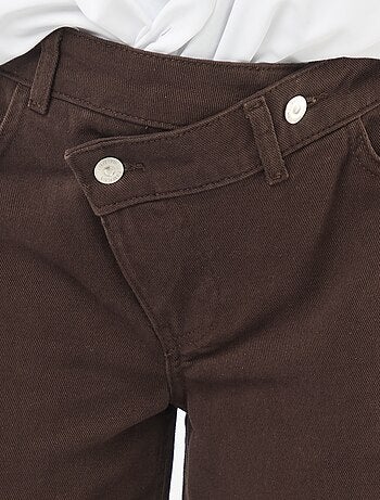 Pantalone in twill con apertura asimmetrica