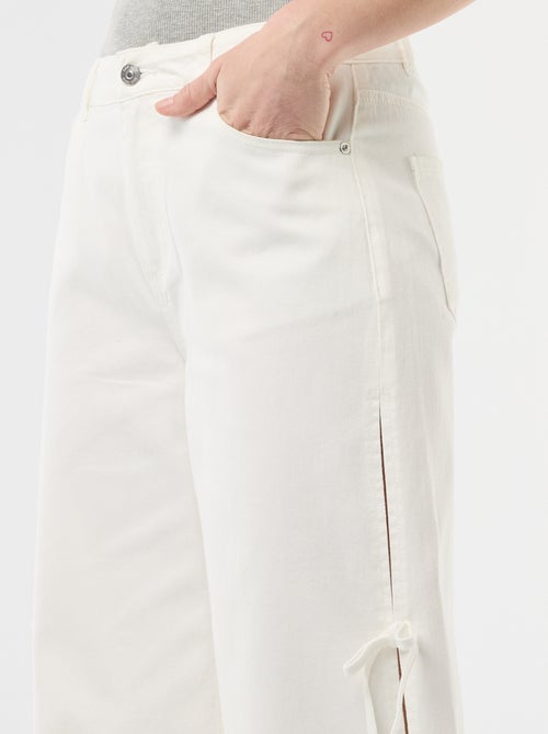 Pantaloni in twill con nodi sui lati - Kiabi