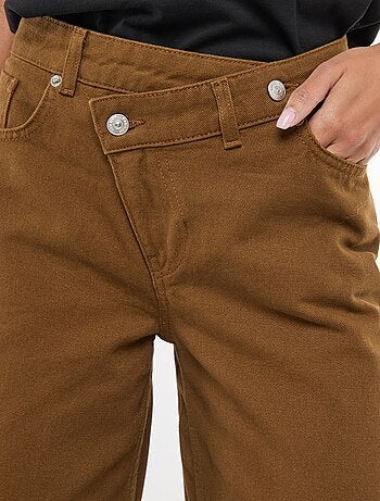Pantaloni in twill di cotone con cintura asimmetrica