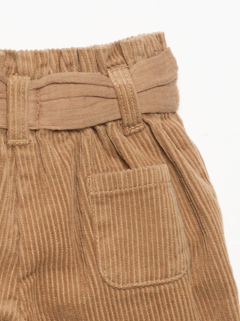 Pantaloni in velluto a coste con cintura inclusa Marrone - Kiabi