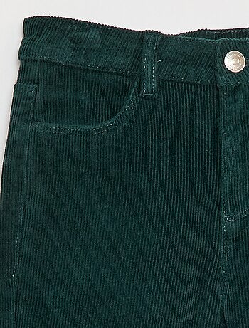 Pantaloni in velluto a zampa