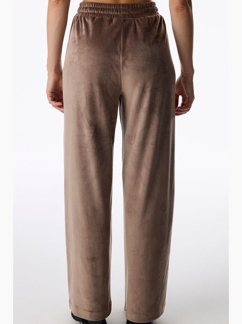 Pantaloni in velluto morbido con tasche davanti penti Tortora - Kiabi