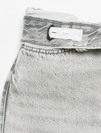 Pantaloni jeans ampi