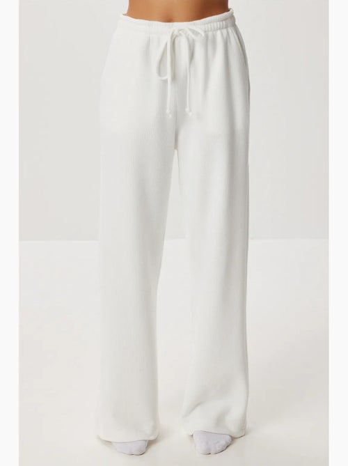 Pantaloni jogger a gamba larga con chiusura a coulisse istanbul - Kiabi Pantaloni jogger a gamba larga con chiusura a coulisse istanbul - Kiabi