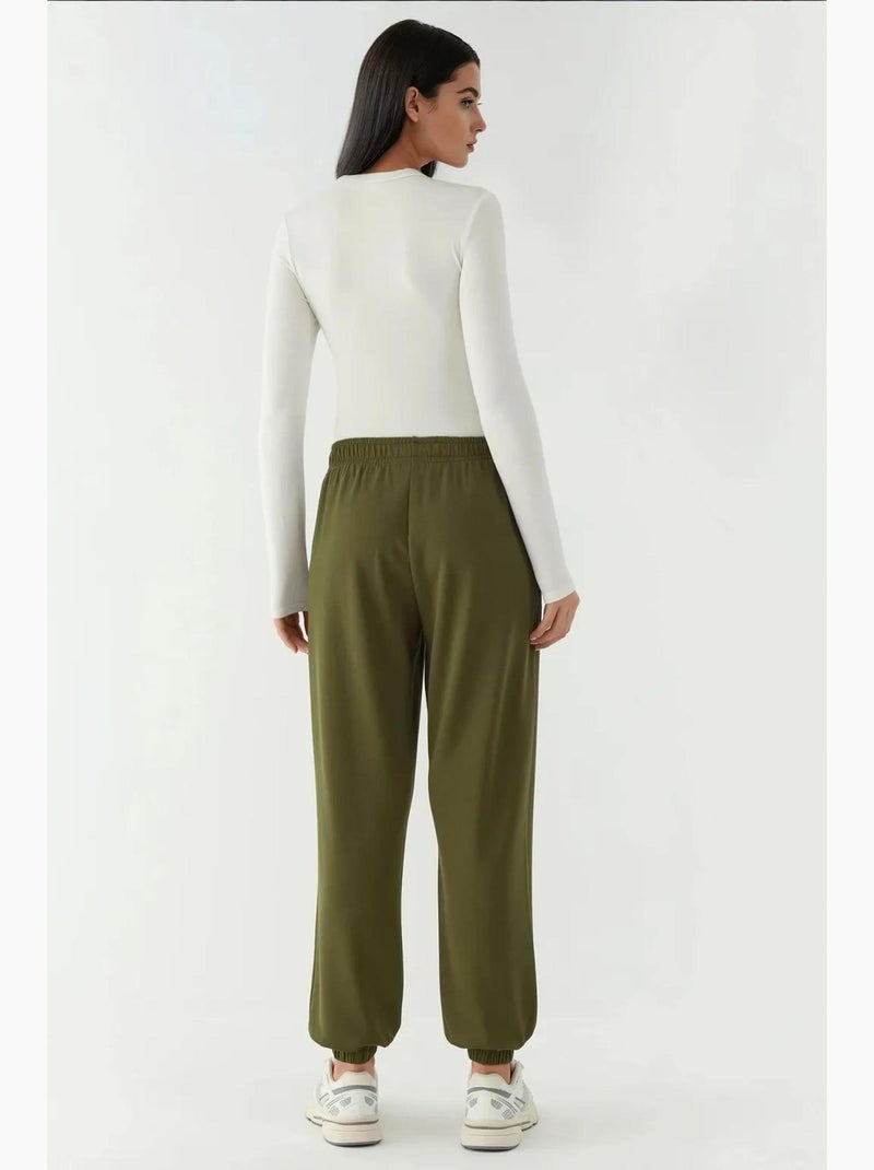 Pantaloni jogger con vita elastica e tocco modal hiccup Cachi - Kiabi