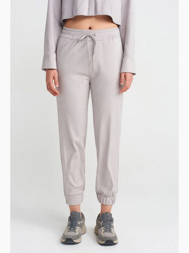 Pantaloni jogger in finta pelle scamosciata dilvin Grigio chiaro - Kiabi