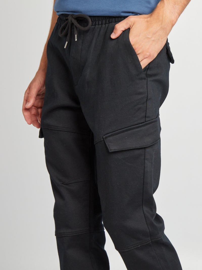 Pantaloni joggers multiasche nero - Kiabi