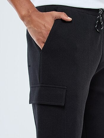 Pantaloni joggers multitasche tinta unita
