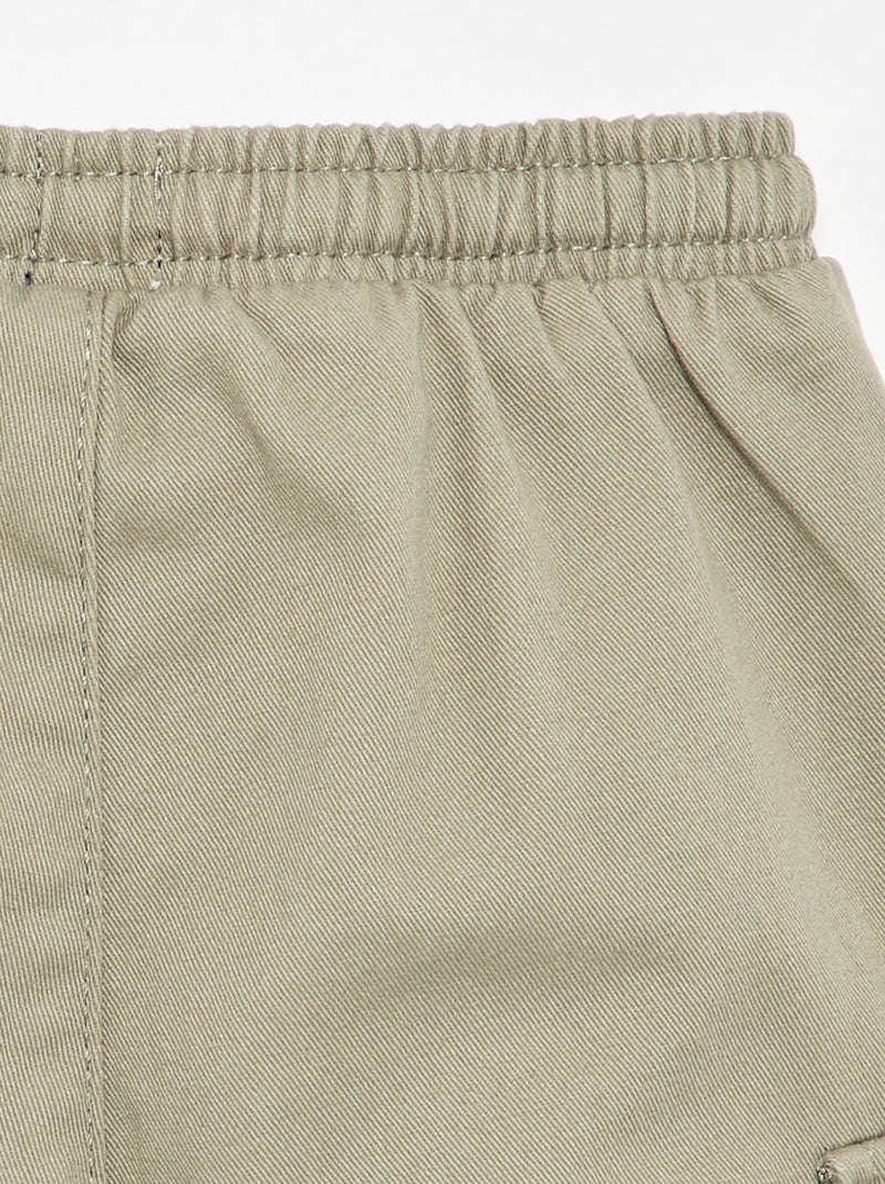 Pantaloni jogging in twill con tasche con patta Kaki - Kiabi