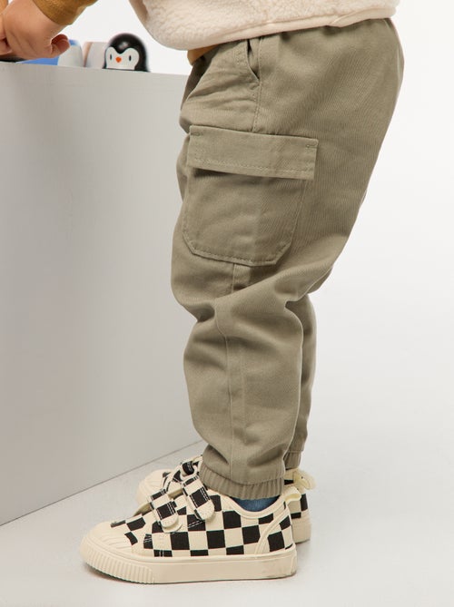 Pantaloni jogging in twill con tasche con patta - Kiabi
