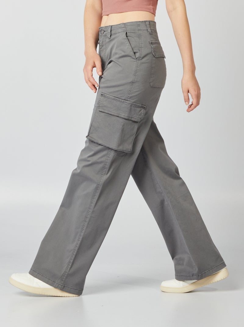 Pantaloni larghi con tasche laterali GRIGIO - Kiabi
