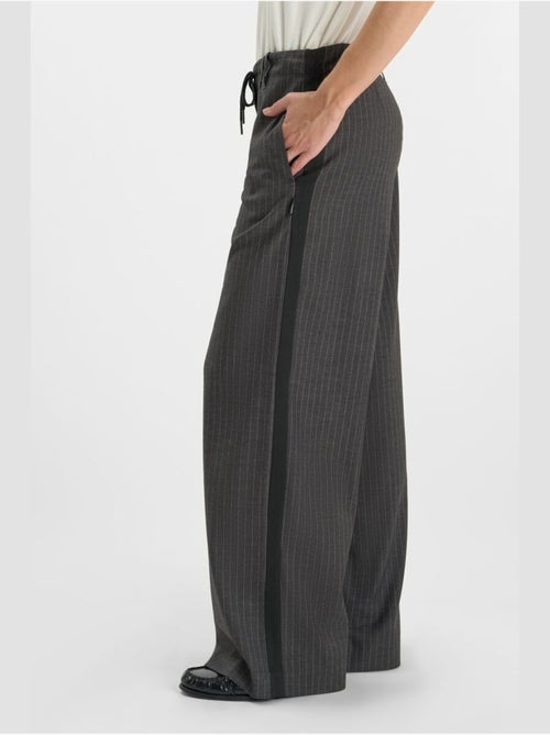 Pantaloni larghi e larghi LILOU - Kiabi Pantaloni larghi e larghi LILOU - Kiabi