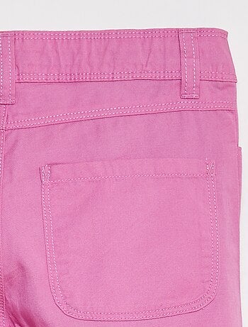 Pantaloni larghi e leggeri