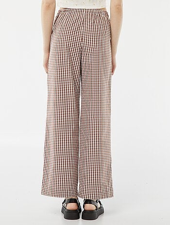 Pantaloni larghi in maglia goffrata