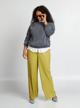 Pantaloni larghi in maglia plissettata