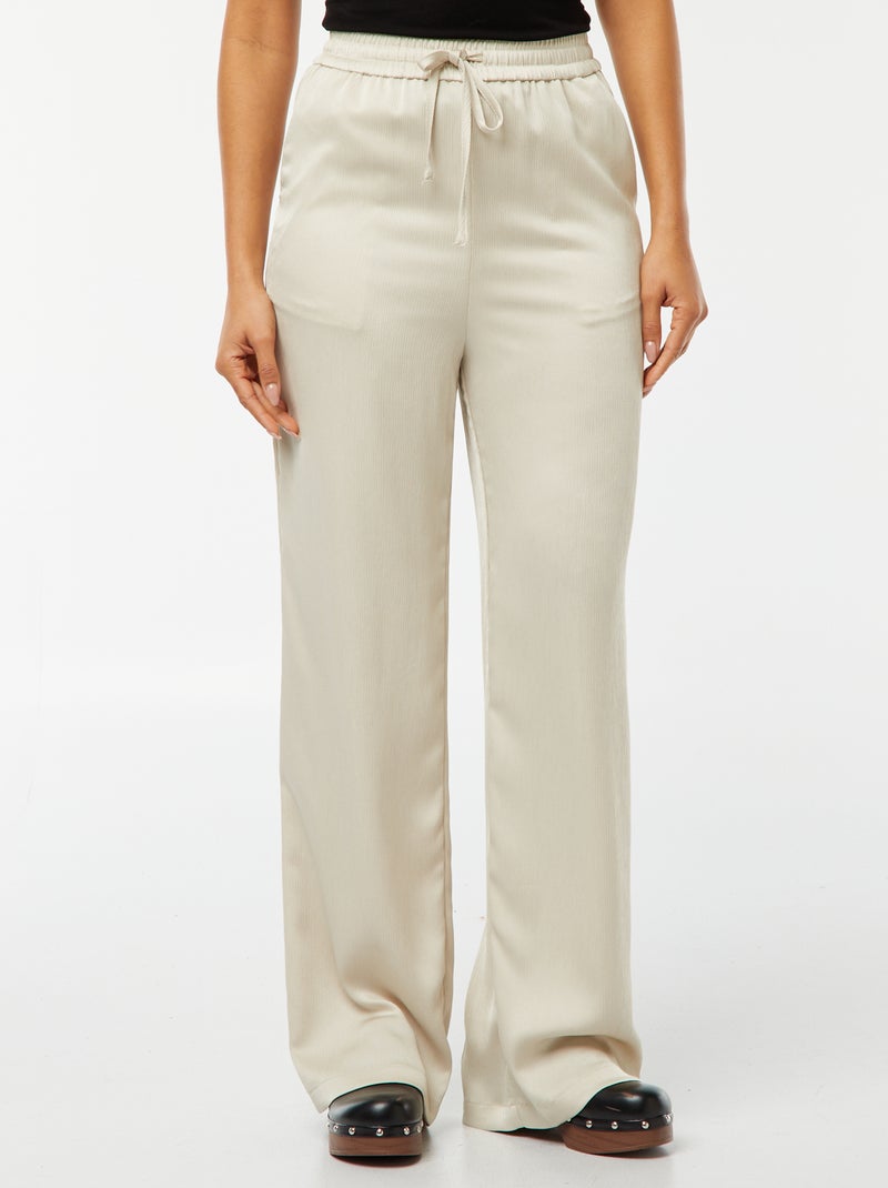 Pantaloni larghi in tessuto effetto crêpe con 2 tasche - nero - Donna
