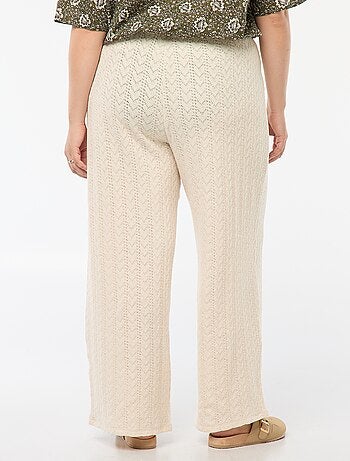 Pantaloni larghi in tessuto traforato