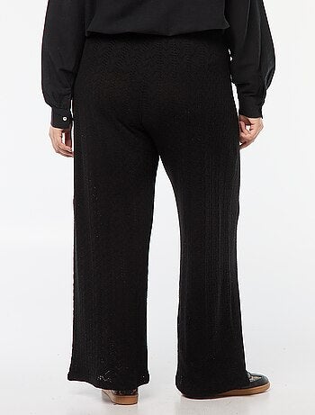 Pantaloni larghi in tessuto traforato