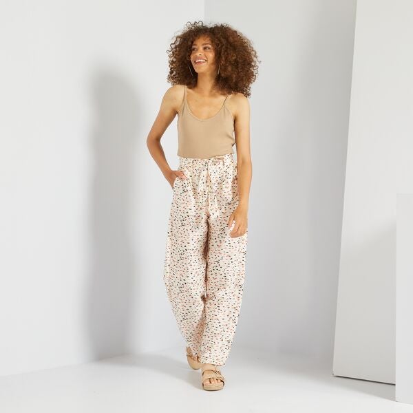 Pantaloni larghi satinati con cintura Donna dalla 38 alla 52 - multicolore  - Kiabi - 20,00€