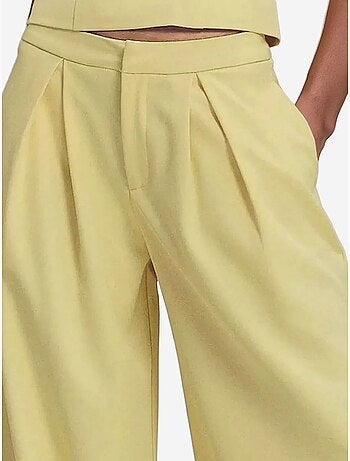 Pantaloni lunghi a gamba larga con pieghe