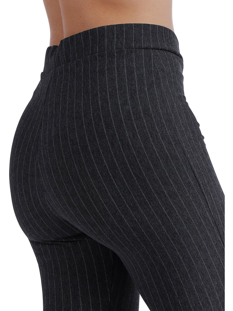 Pantaloni lunghi elasticizzati a righe sottili da donna ADMAS Grigio - Kiabi