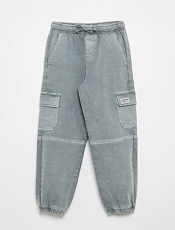 Pantaloni modello jogging