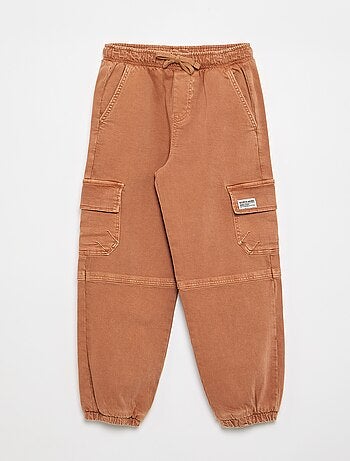 Pantaloni modello jogging