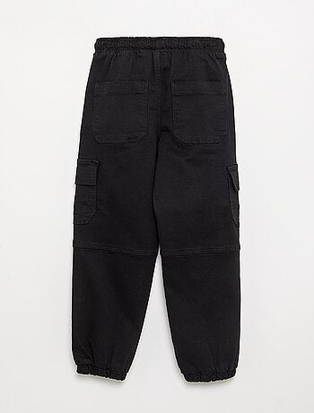 Pantaloni modello jogging