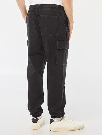 Pantaloni multipoches con vita elasticizzata