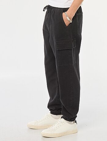 Pantaloni multipoches con vita elasticizzata