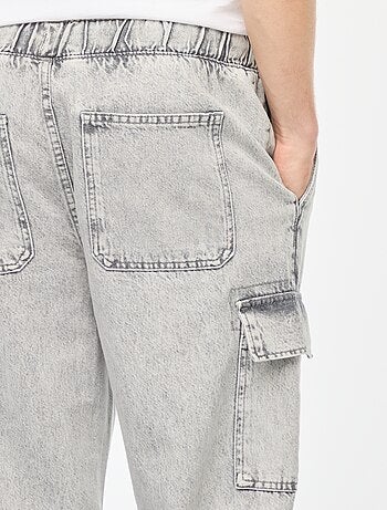 Pantaloni multipoches con vita elasticizzata