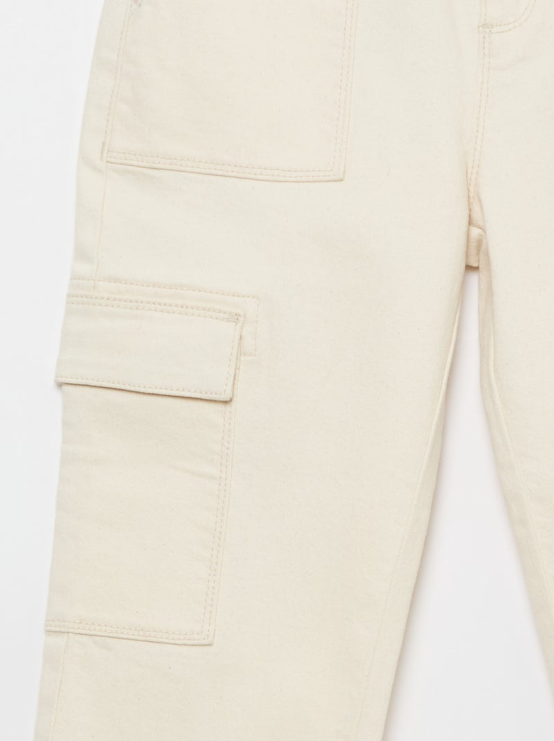 Pantaloni multitasche - Taglio + confortevole Bianco - Kiabi