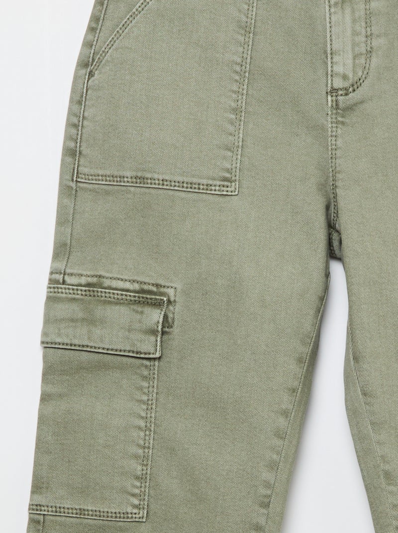 Pantaloni multitasche - Taglio + confortevole Verde - Kiabi