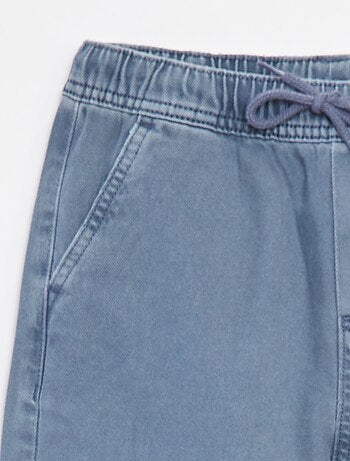 Pantaloni multitasche con cintura elasticizzata