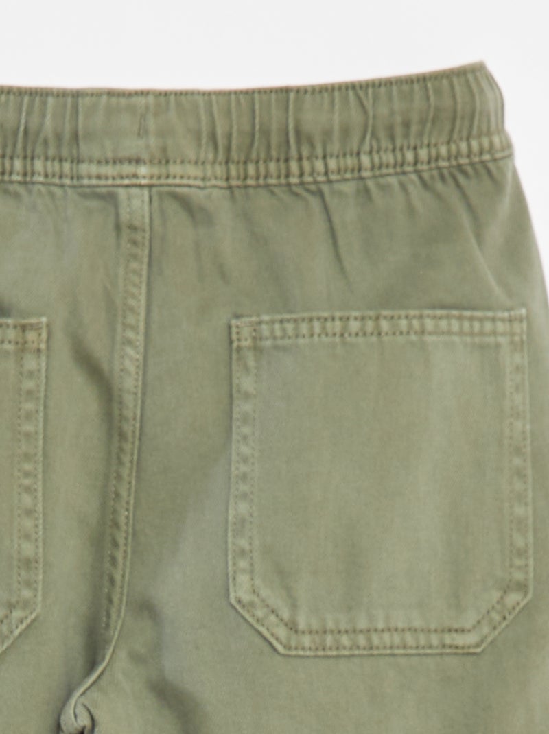 Pantaloni multitasche con cintura elasticizzata Verde - Kiabi