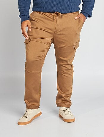 Pantaloni multitasche