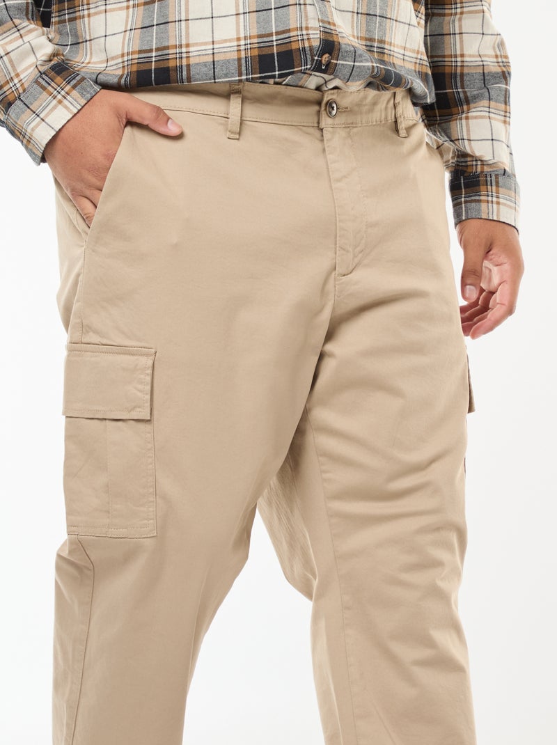 Pantaloni multitasche tinta unita con passanti per cintura Beige - Kiabi